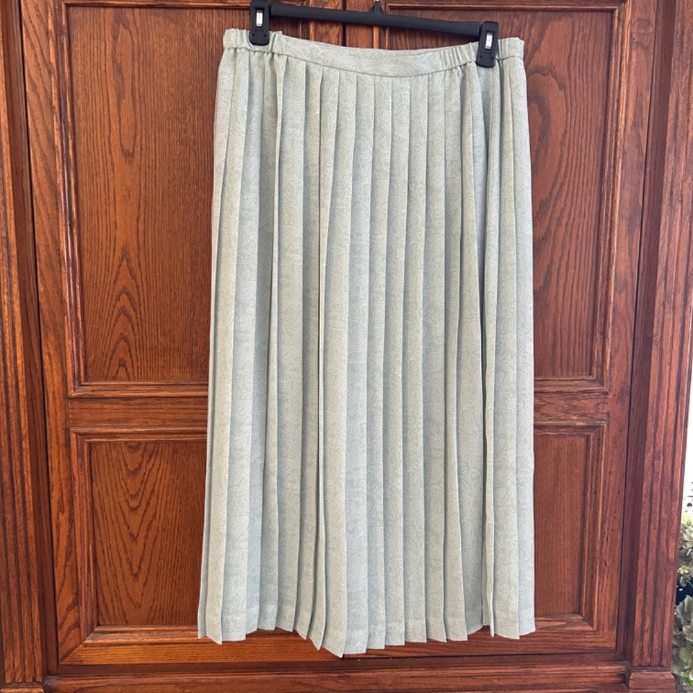 Talbot’s Pale Mint Green W/white Paisley Pattern Pleated MIDI Skirt Size 18 - Picture 3 of 10